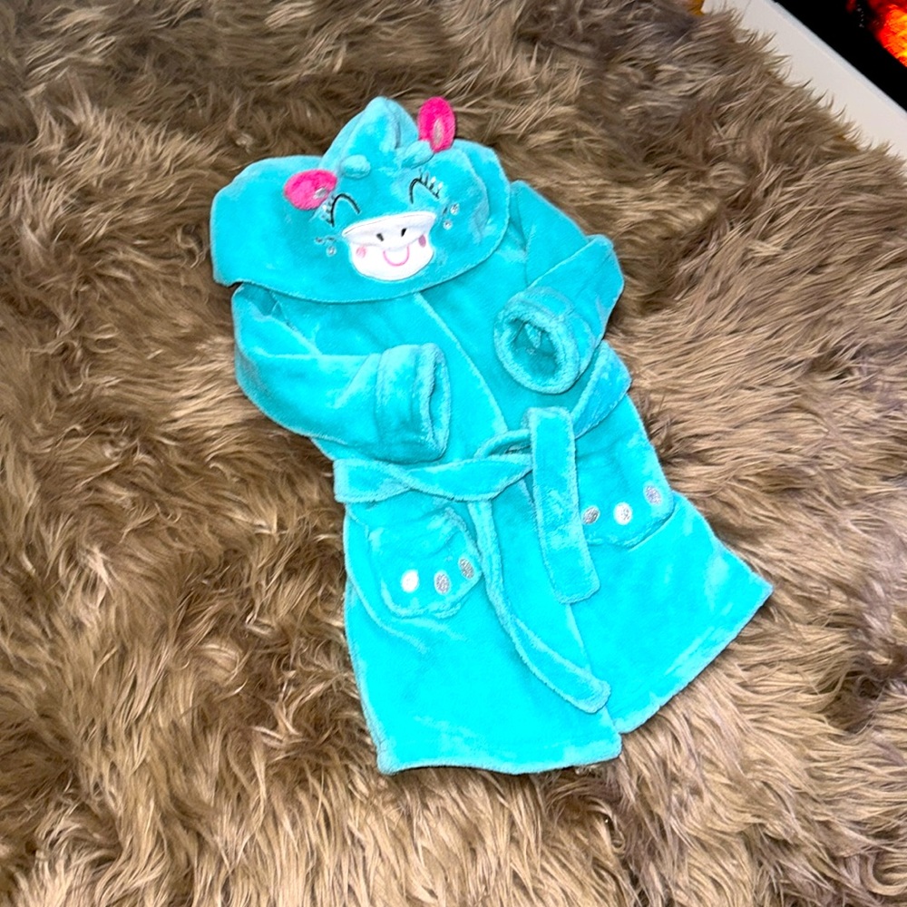Bathrobe - size 3T